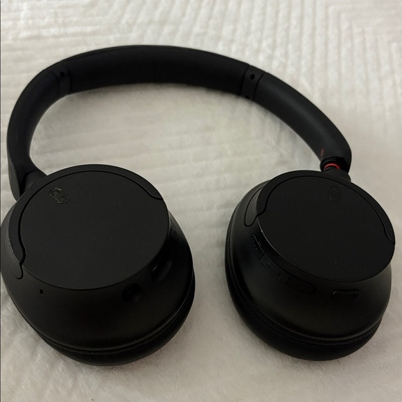 Sony Other - Sleek Black Wireless Headphones